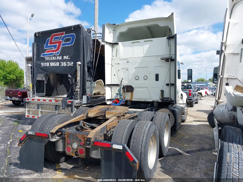 2019 International VIN 3HSDZAPR0KN530634 IAAI salvage auction — REPOSSESSION, Salvage Title, sold $12,150 on 2026-07-08 (photo 4)