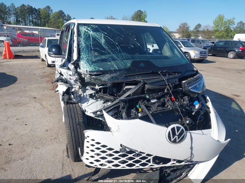 2025 Volkswagen Id. buzz VIN WVGAWVEB4SH013814 IAAI salvage auction — Front End, Clear (Virginia), sold $18,100 on 2026-04-17 (photo 6)