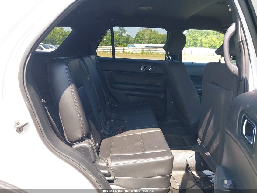 2018 Ford Police interceptor utility VIN 1FM5K8AT3JGC35326 IAAI salvage auction — NORMAL WEAR, Sf97 (Tennessee), sold $550 on 2026-07-20 (photo 8)