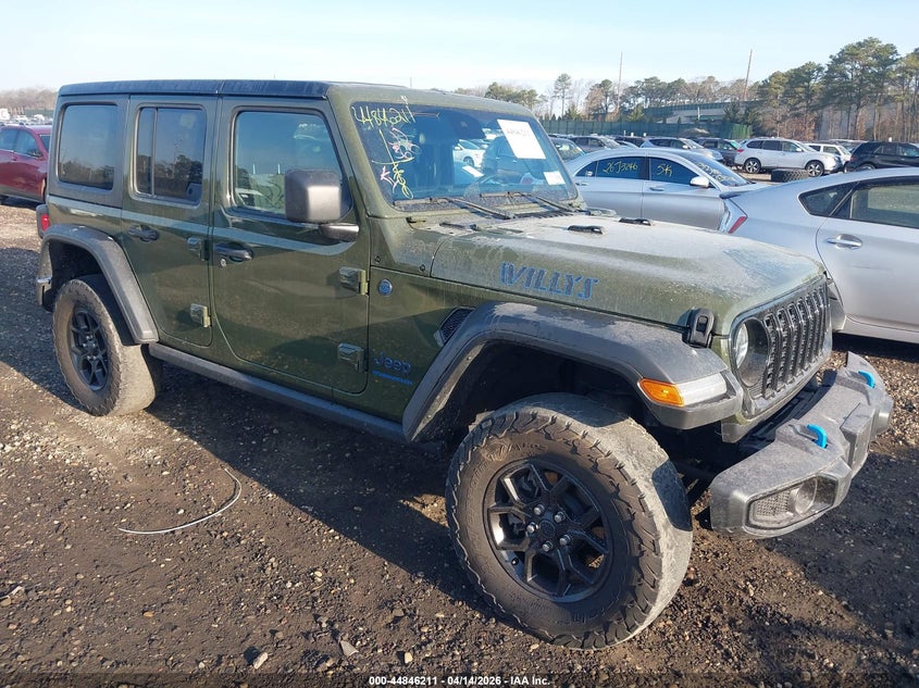 2024 Jeep Grand wagoneer VIN 1C4RJXN65RW185263 IAAI salvage auction — FRONT & REAR, Wait Title, sold $8,900 on 2026-07-28 (photo 1)