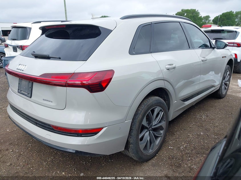 2021 Audi E-tron VIN WA1LAAGE4MB004560 IAAI salvage auction — FRONT END, Original (Texas), sold $11,975 on 2026-07-09 (photo 4)