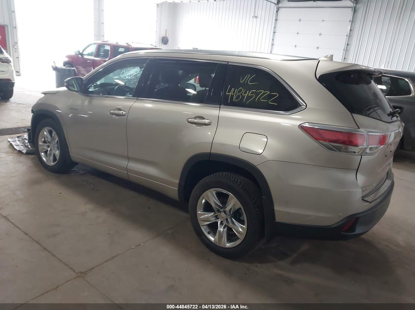 2015 Toyota Highlander VIN 5TDDCRFH1FS008835 IAAI salvage auction — FRONT END, Salvage (Minnesota), sold $5,000 on 2026-07-05 (photo 3)