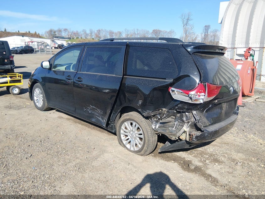 2013 Toyota Sienna VIN 5TDYK3DC5DS359575 IAAI salvage auction — REAR END, Salvage (New Jersey), sold $3,100 on 2026-07-09 (photo 3)