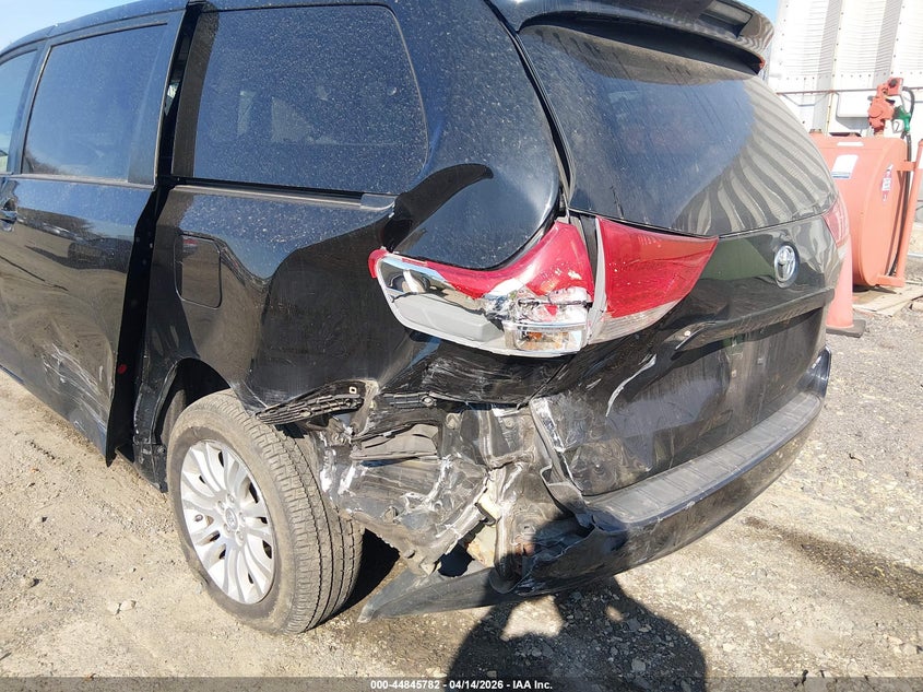 2013 Toyota Sienna VIN 5TDYK3DC5DS359575 IAAI salvage auction — REAR END, Salvage (New Jersey), sold $3,100 on 2026-07-09 (photo 6)
