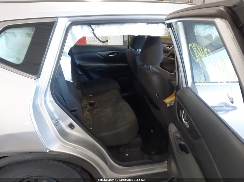 2016 Nissan Rogue VIN KNMAT2MV7GP685693 IAAI salvage auction — RIGHT REAR, Prior Salvage (Minnesota), sold $1,050 on 2026-07-15 (photo 8)