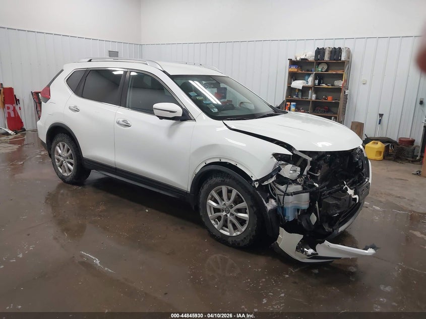 2017 Nissan Rogue VIN KNMAT2MV7HP520101 IAAI salvage auction — FRONT END, Regular (South Dakota), sold $900 on 2026-07-14 (photo 1)