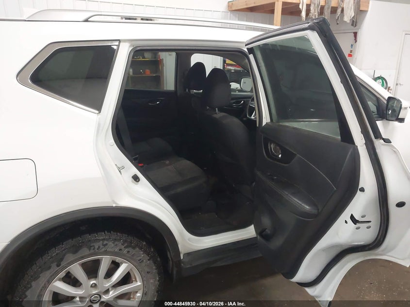 2017 Nissan Rogue VIN KNMAT2MV7HP520101 IAAI salvage auction — FRONT END, Regular (South Dakota), sold $900 on 2026-07-14 (photo 8)