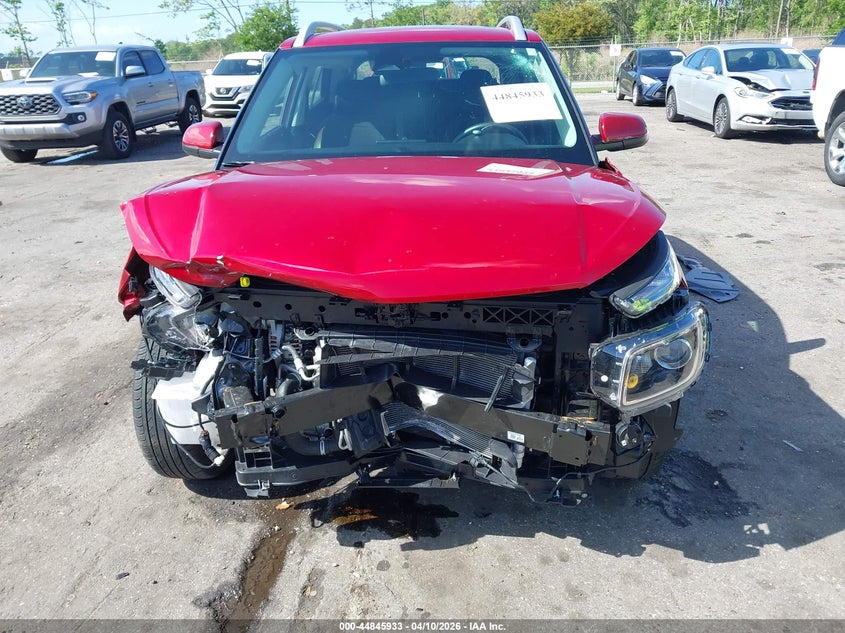 2025 Hyundai Venue VIN KMHRC8A35SU371409 IAAI salvage auction — FRONT END, Certificate Of Destruction (Florida), sold $25 on 2026-07-28 (photo 6)