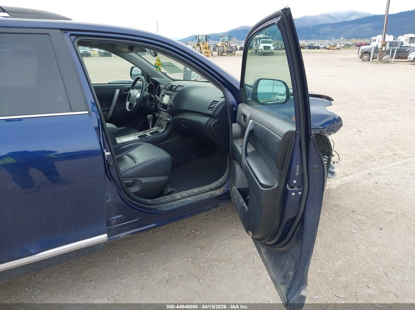 2013 Toyota Highlander VIN 5TDBK3EH2DS199753 IAAI salvage auction — FRONT END, Salvage (Montana), sold $1,600 on 2026-07-15 (photo 5)