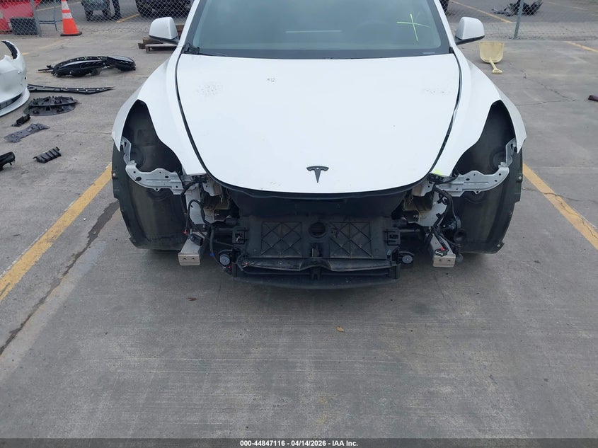 2021 Tesla Model 3 VIN 5YJ3E1EA7MF013647 IAAI salvage auction — FRONT END, Wait Title, sold $6,500 on 2026-07-19 (photo 6)
