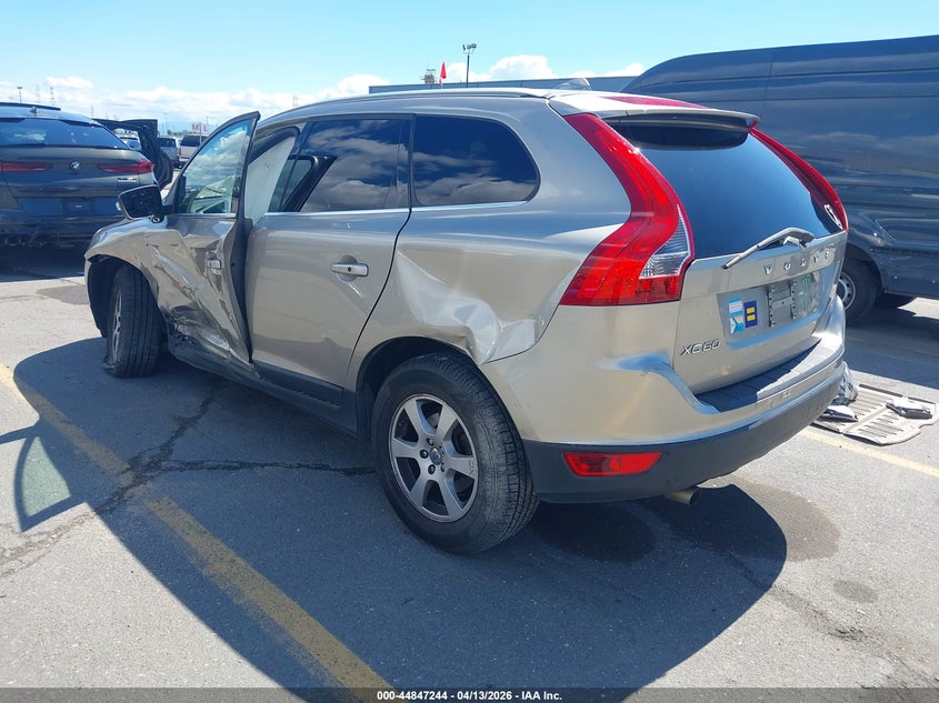 2012 Volvo Xc60 VIN YV4940DZ7C2253035 IAAI salvage auction — LEFT & RIGHT, Salvage Title, sold $525 on 2026-07-06 (photo 3)