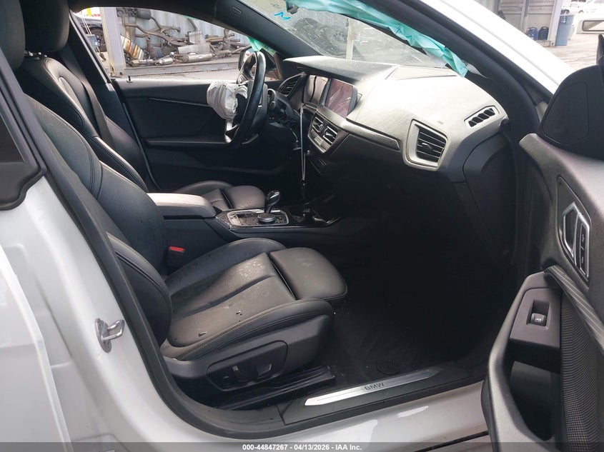 2021 BMW 2er VIN WBA53AK05M7H31858 IAAI salvage auction — THEFT, Salvage Title, sold $5,600 on 2026-07-13 (photo 5)