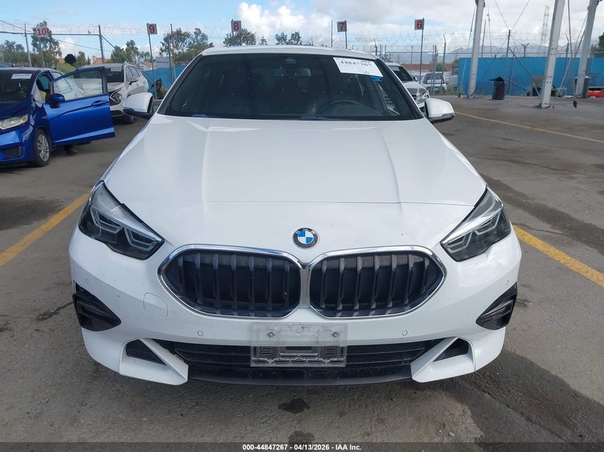 2021 BMW 2er VIN WBA53AK05M7H31858 IAAI salvage auction — THEFT, Salvage Title, sold $5,600 on 2026-07-13 (photo 6)