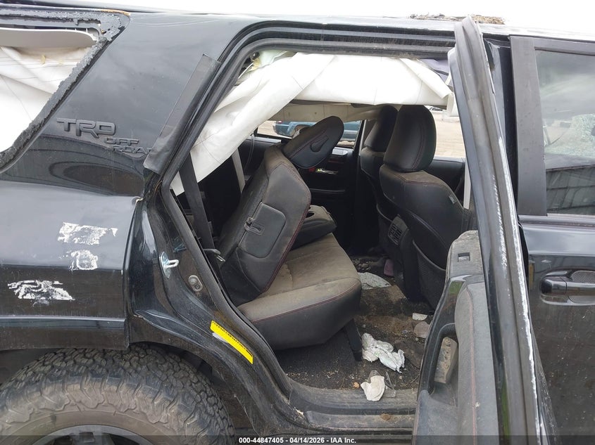 2022 Toyota 4runner VIN JTERU5JR6N5972648 IAAI salvage auction — ROLLOVER, Wait Title, sold $6,974 on 2026-07-25 (photo 8)