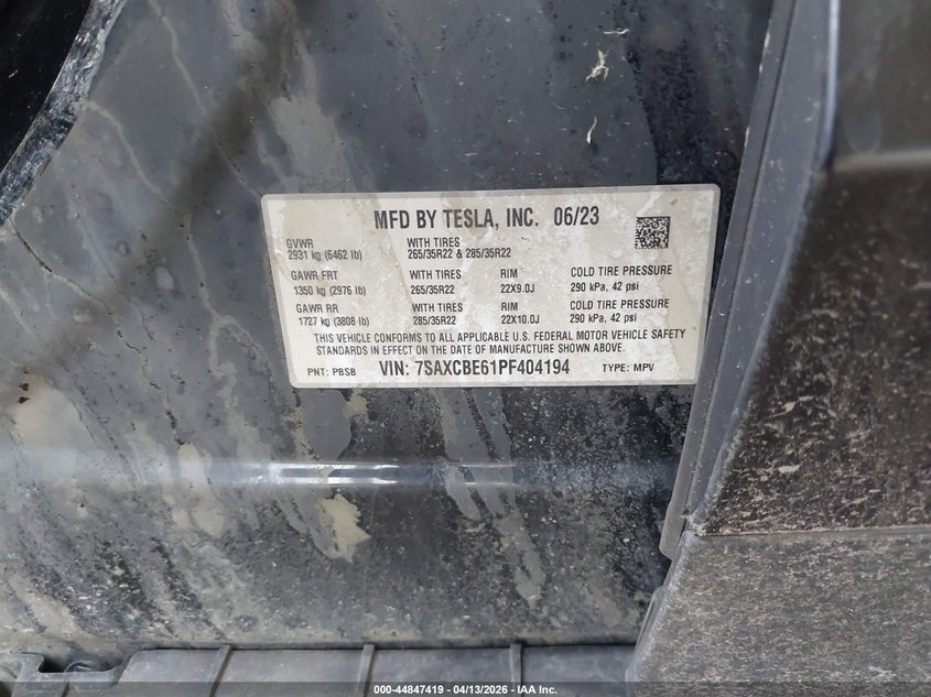 2023 Tesla Model x VIN 7SAXCBE61PF404194 IAAI salvage auction — ROLLOVER, Salvage Title, sold $11,700 on 2026-07-09 (photo 9)