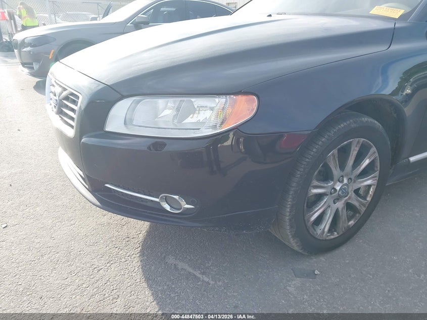 2011 Volvo S80 VIN YV1952AS7B1135035 IAAI salvage auction — NORMAL WEAR, Repossession Paperwork (Georgia), sold $1,100 on 2026-07-08 (photo 6)