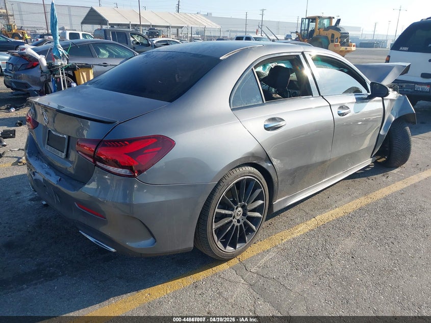 2019 Mercedes-benz A-klasse VIN WDD3G4EB3KW005743 IAAI salvage auction — FRONT END, Salvage Title, sold $1,600 on 2026-07-21 (photo 4)