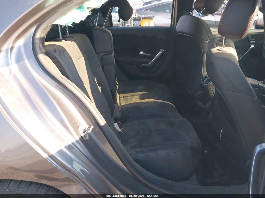 2019 Mercedes-benz A-klasse VIN WDD3G4EB3KW005743 IAAI salvage auction — FRONT END, Salvage Title, sold $1,600 on 2026-07-21 (photo 8)