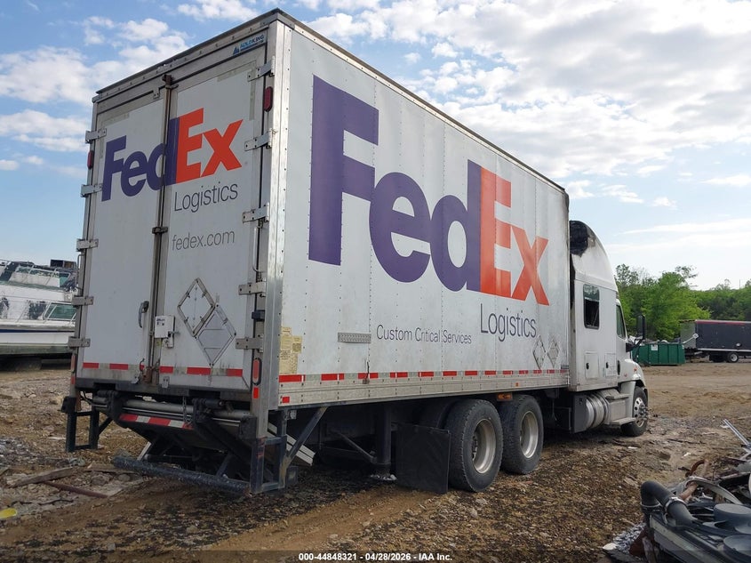 2016 Freightliner Cascadia 113 VIN 3ALAGGDV5GSGW9397 IAAI salvage auction — BURN, Non-Repairable (Tennessee), sold $2,250 on 2026-07-08 (photo 3)