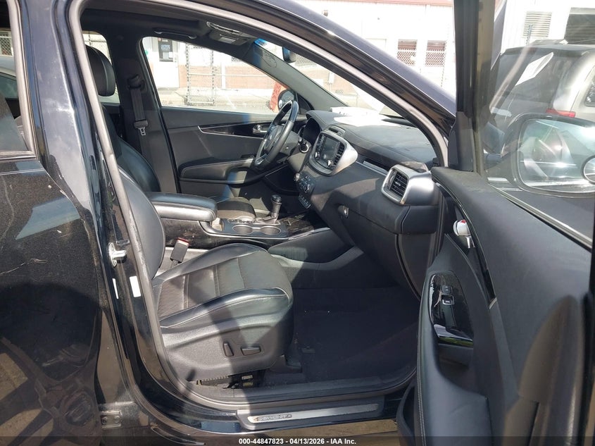 2017 Kia Sorento VIN 5XYPKDA54HG204915 IAAI salvage auction — REAR END, Salvage (North Carolina), sold $2,700 on 2026-07-06 (photo 5)