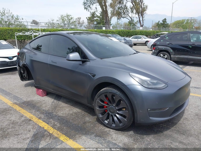 2022 Tesla Model y VIN 7SAYGDEF4NF397081 IAAI salvage auction — RIGHT REAR, Salvage Title, sold $9,300 on 2026-07-14 (photo 1)