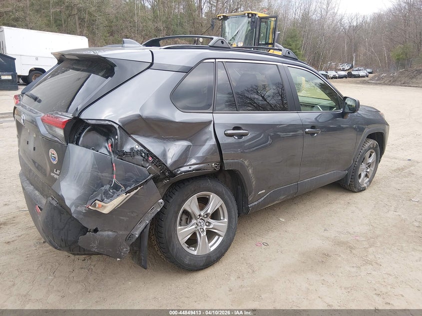 2022 Toyota Rav 4 VIN JTMLWRFV6ND159270 IAAI salvage auction — REAR END, Salvage (Vermont), sold $11,250 on 2026-07-16 (photo 4)
