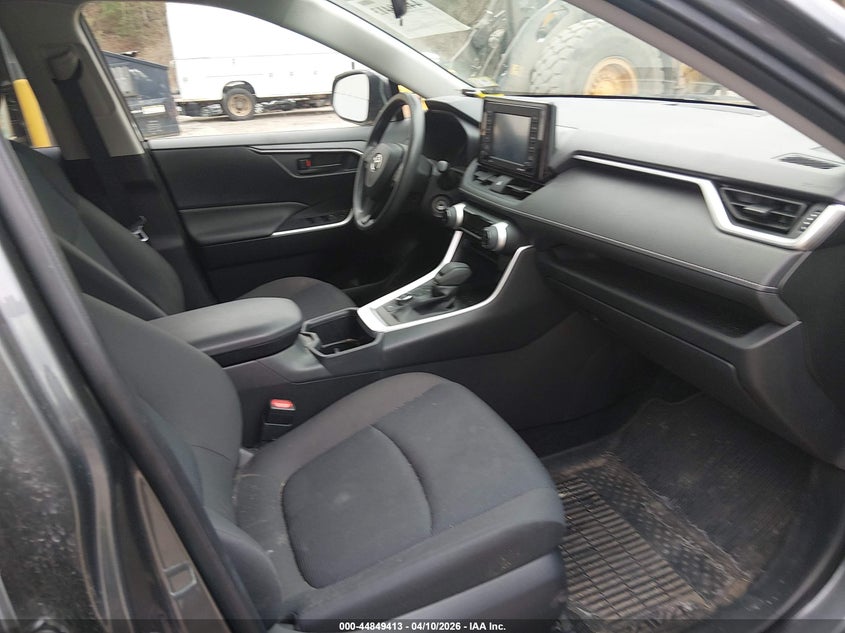 2022 Toyota Rav 4 VIN JTMLWRFV6ND159270 IAAI salvage auction — REAR END, Salvage (Vermont), sold $11,250 on 2026-07-16 (photo 5)