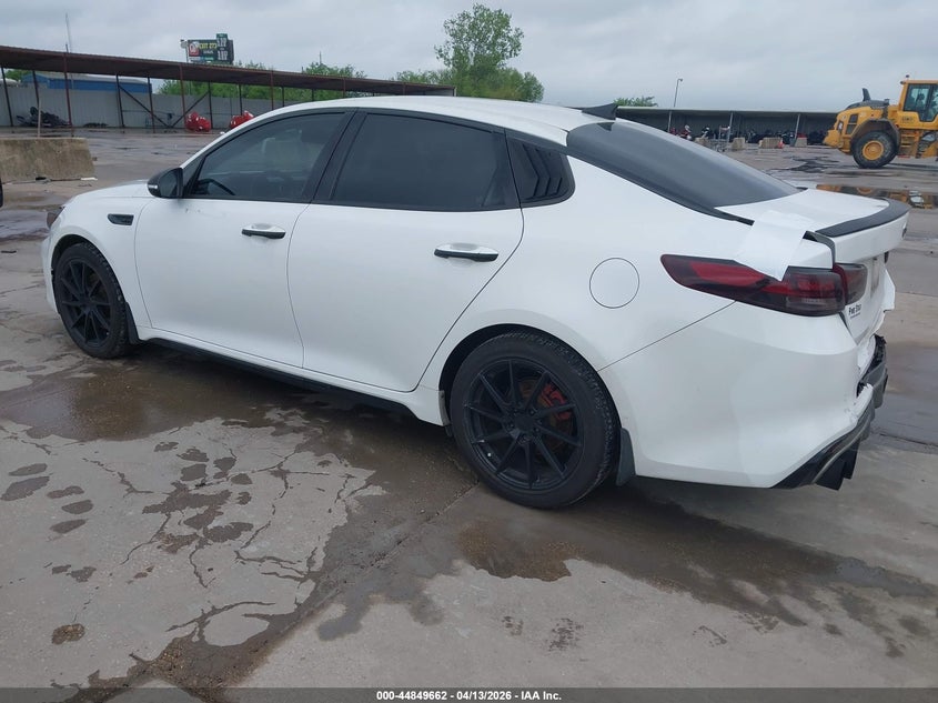 2016 Kia Optima VIN 5XXGW4L26GG105796 IAAI salvage auction — REAR END, Salvage Title, sold $2,125 on 2026-07-15 (photo 3)