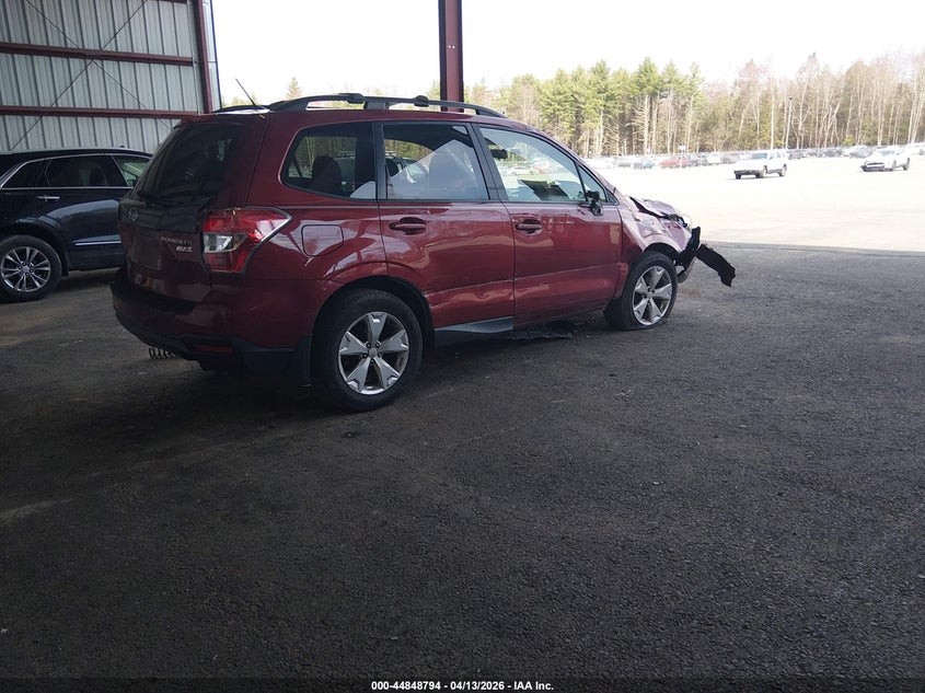 2015 Subaru Forester VIN JF2SJAFC8FH801249 IAAI salvage auction — RIGHT SIDE, Salvage (Idaho), sold $425 on 2026-07-30 (photo 4)