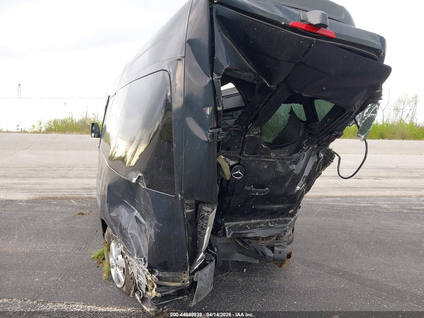 2020 Mercedes-benz Sprinter VIN W1Z4EGHY1LT027773 IAAI salvage auction — REAR END, Salvage (Pennsylvania), sold $500 on 2026-07-17 (photo 3)