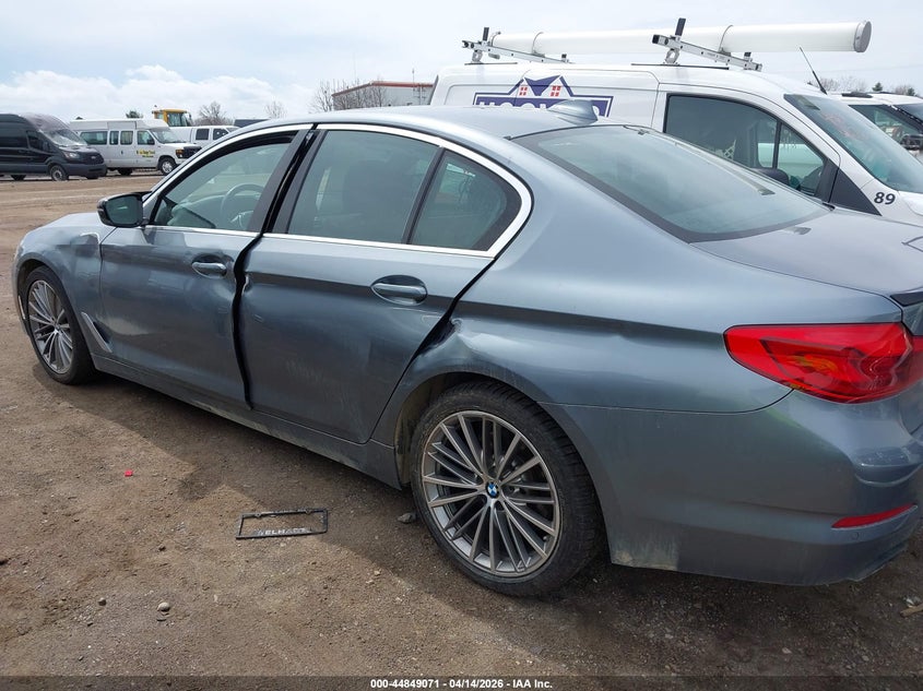 2019 BMW 5er VIN WBAJE7C50KWW23606 IAAI salvage auction — LEFT SIDE, Clear (Michigan), sold $10,975 on 2026-07-09 (photo 3)