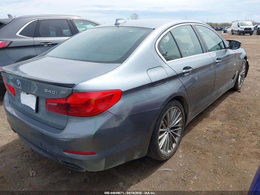 2019 BMW 5er VIN WBAJE7C50KWW23606 IAAI salvage auction — LEFT SIDE, Clear (Michigan), sold $10,975 on 2026-07-09 (photo 4)