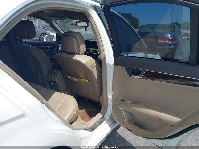 2012 Mercedes-benz C-klasse VIN WDDGF8BBXCR231052 IAAI salvage auction — REPOSSESSION, Certificate Of Title (Montana), sold $900 on 2026-07-08 (photo 8)