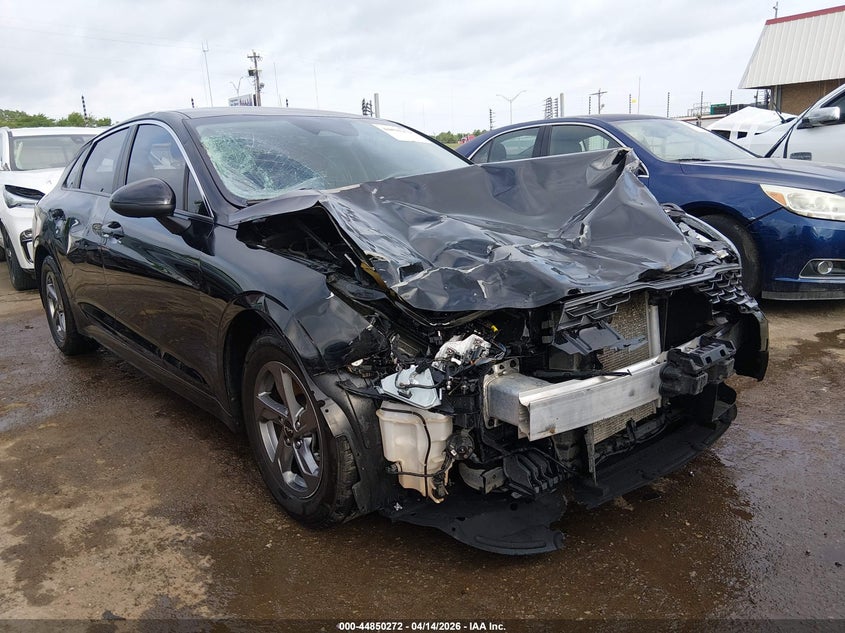 2024 Kia K5 VIN 5XXG14J24RG242756 IAAI salvage auction — FRONT & REAR, Clear (Oklahoma), sold $1,725 on 2026-07-13 (photo 1)