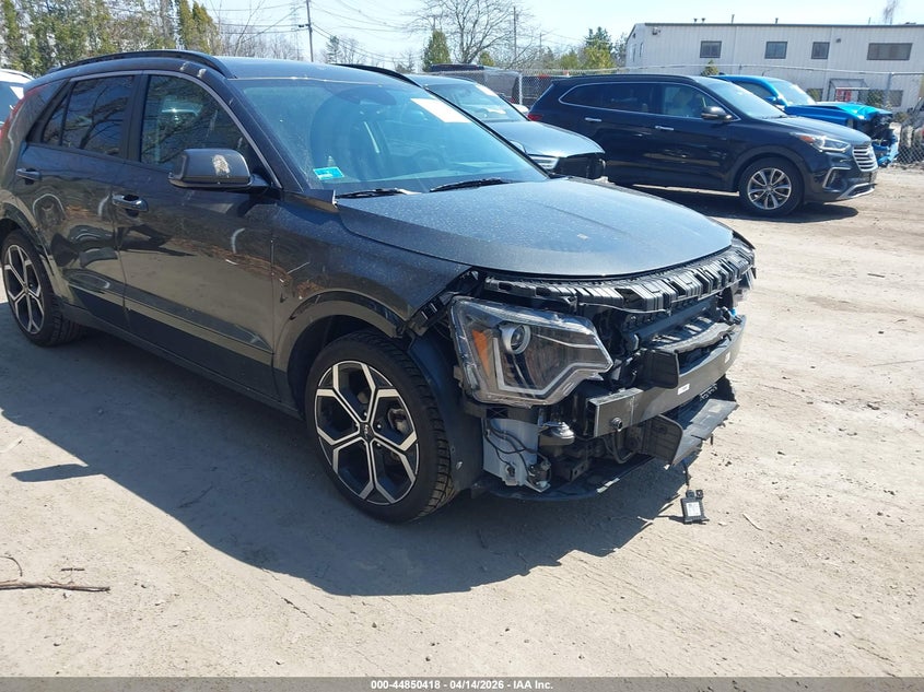 2023 Kia Niro VIN KNDCR3LE6P5085502 IAAI salvage auction — FRONT END, Salvage Title, sold $5,100 on 2026-07-28 (photo 1)