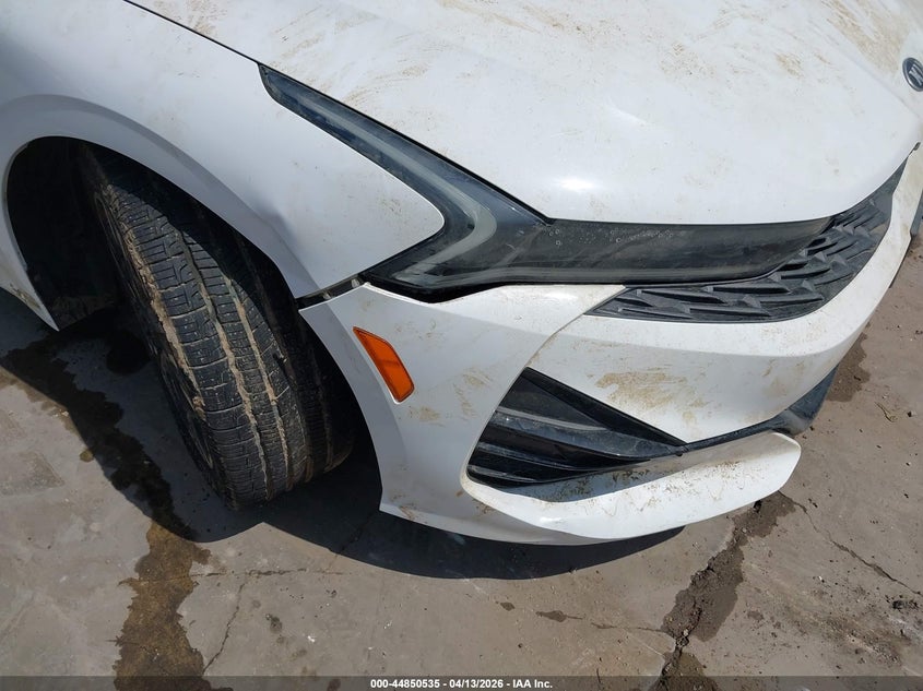2021 Kia K5 VIN 5XXG64J20MG055945 IAAI salvage auction — WATER/FLOOD, Salvage (Texas), sold $2,975 on 2026-07-07 (photo 6)