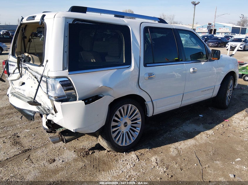 2015 Lincoln Navigator VIN 5LMJJ2JT1FEJ05396 IAAI salvage auction — REAR END, Salvage Title, sold $2,450 on 2026-07-21 (photo 4)