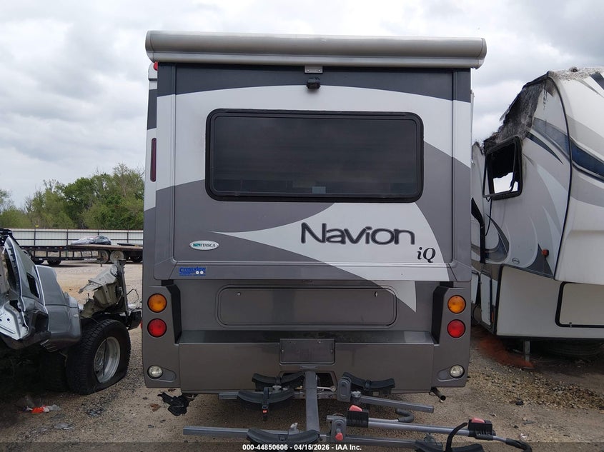 2008 Dodge Sprinter VIN WDXPF445989363598 IAAI salvage auction — INTERIOR BURN, Non-Repairable (California), sold $2,850 on 2026-07-14 (photo 8)