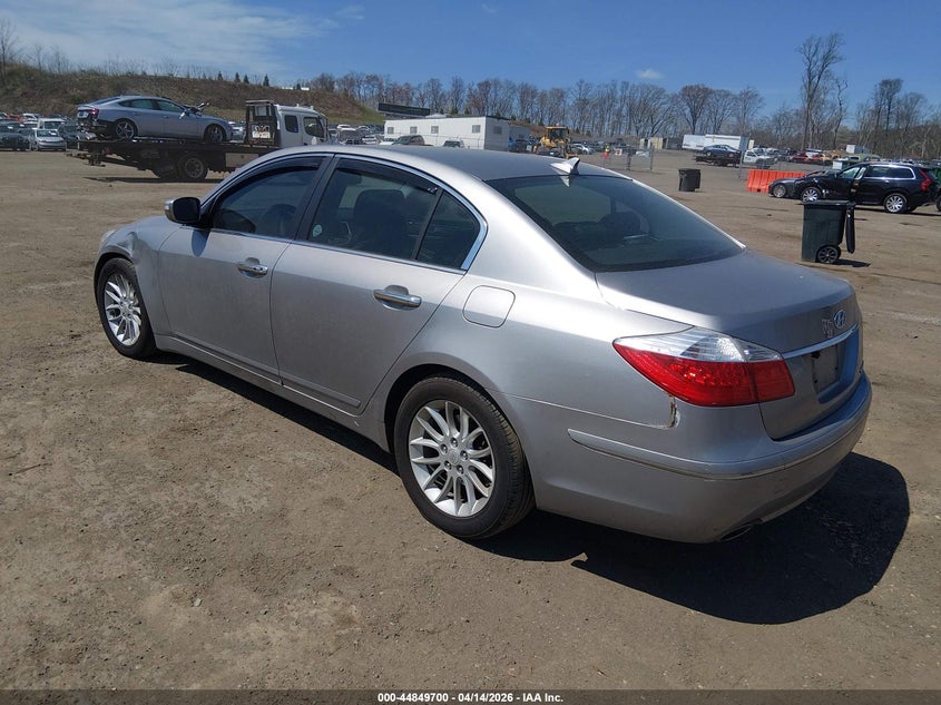 2009 Hyundai Genesis VIN KMHGC46E49U043581 IAAI salvage auction — SIDE, Salvage (New Jersey), sold $25 on 2026-07-16 (photo 3)