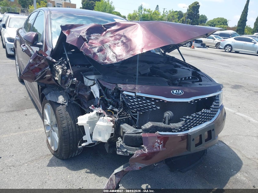2018 Kia Optima VIN 5XXGU4L39JG242446 IAAI salvage auction — RIGHT FRONT, Salvage Title, sold $600 on 2026-07-16 (photo 6)