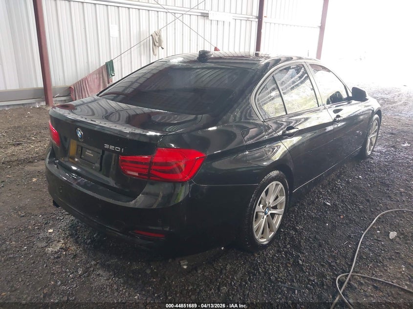 2016 BMW 3er VIN WBA8E1G54GNT36661 IAAI salvage auction — LEFT FRONT, Clear (Virginia), sold $2,825 on 2026-07-30 (photo 4)