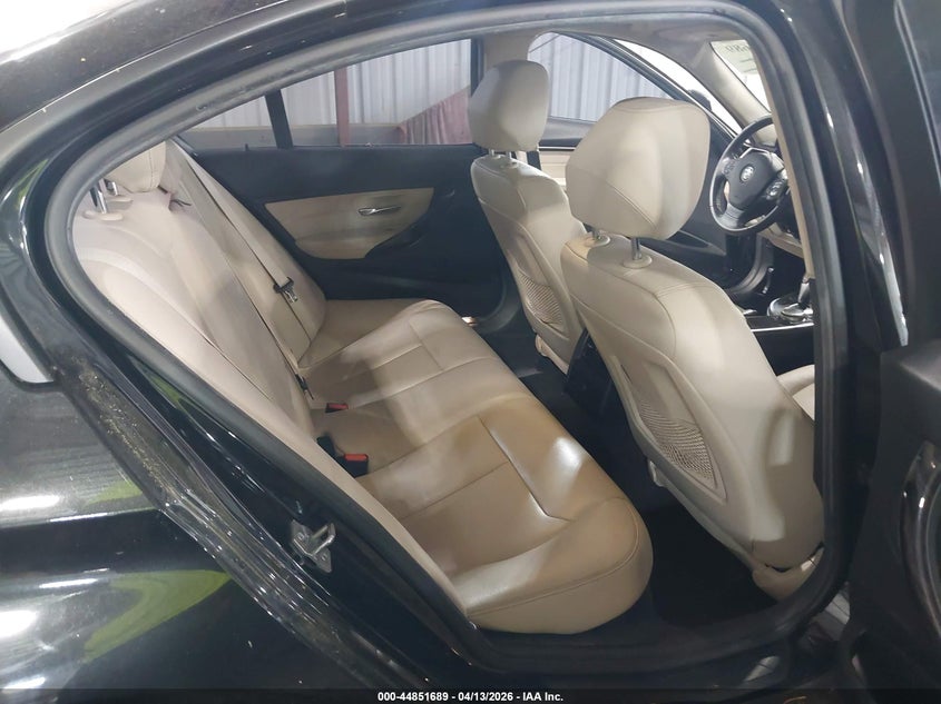 2016 BMW 3er VIN WBA8E1G54GNT36661 IAAI salvage auction — LEFT FRONT, Clear (Virginia), sold $2,825 on 2026-07-30 (photo 8)