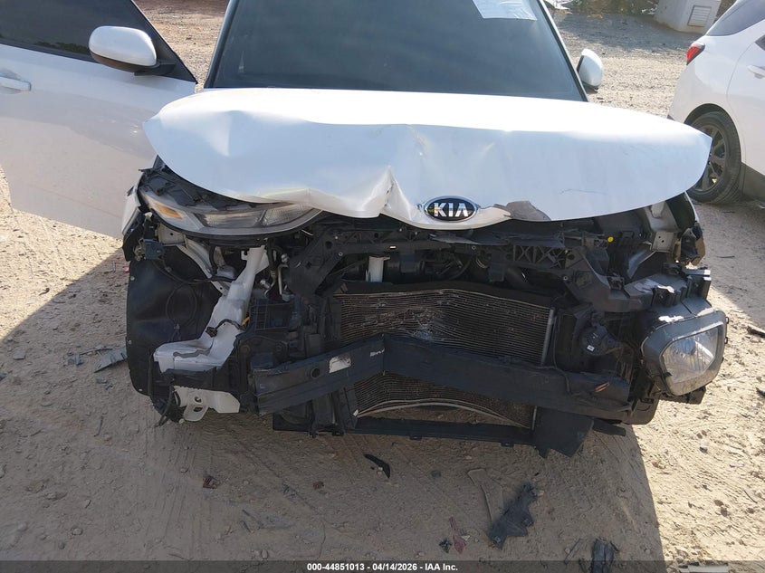2021 Kia Soul VIN KNDJ23AU5M7139913 IAAI salvage auction — FRONT END, Salvage (North Carolina), sold $2,300 on 2026-07-13 (photo 6)