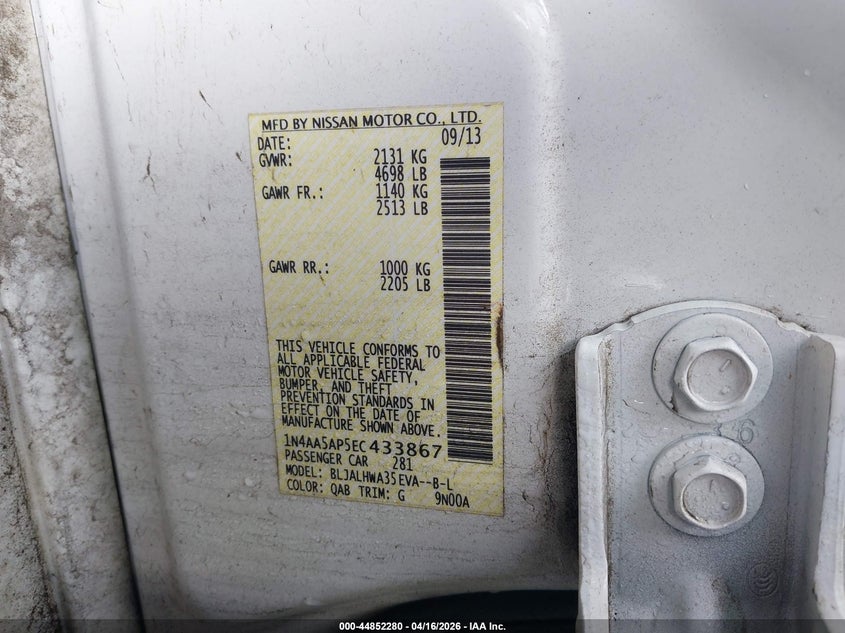2014 Nissan Maxima VIN 1N4AA5AP5EC433867 IAAI salvage auction — RIGHT SIDE, Salvage (Oregon), sold $1,500 on 2026-07-09 (photo 9)