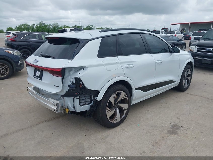 2025 Audi Q6 VIN WA124BGF8SA075846 IAAI salvage auction — LEFT SIDE, Original (Texas), sold $22,650 on 2026-07-09 (photo 4)