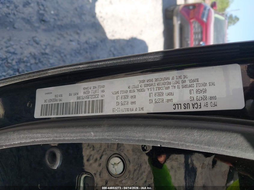 2019 Dodge Challenger VIN 2C3CDZL95KH751808 IAAI salvage auction — UNKNOWN, Wait Title, sold $41,475 on 2026-07-20 (photo 9)
