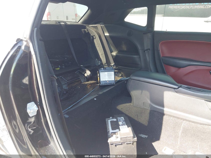 2019 Dodge Challenger VIN 2C3CDZL95KH751808 IAAI salvage auction — UNKNOWN, Wait Title, sold $41,475 on 2026-07-20 (photo 8)
