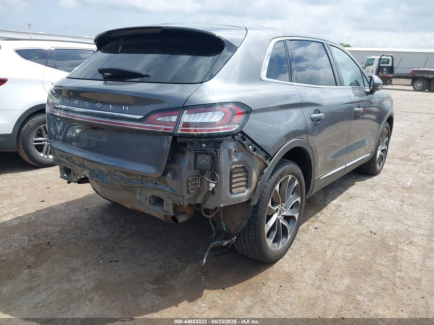 2021 Lincoln Nautilus VIN 2LMPJ8K99MBL07323 IAAI salvage auction — REAR END, Salvage Title, sold $7,600 on 2026-09-12 (photo 4)