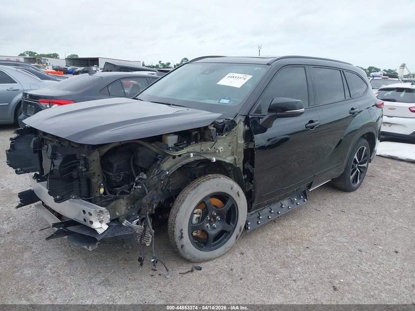 2022 Toyota Highlander VIN 5TDLZRAHXNS141013 IAAI salvage auction — FRONT END, Wait Title, sold $11,600 on 2026-07-21 (photo 2)