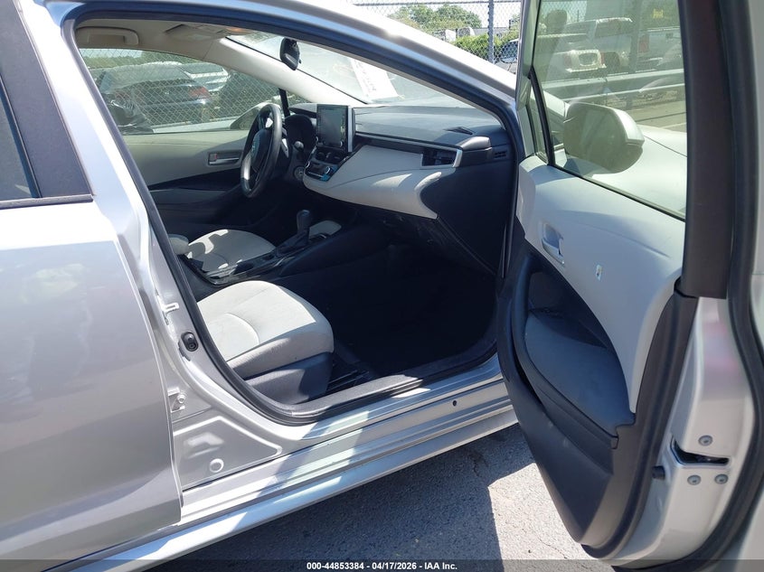 2020 Toyota Corolla VIN JTDEPRAE1LJ003777 IAAI salvage auction — FRONT & REAR, Salvage Title, sold $2,550 on 2026-07-09 (photo 5)